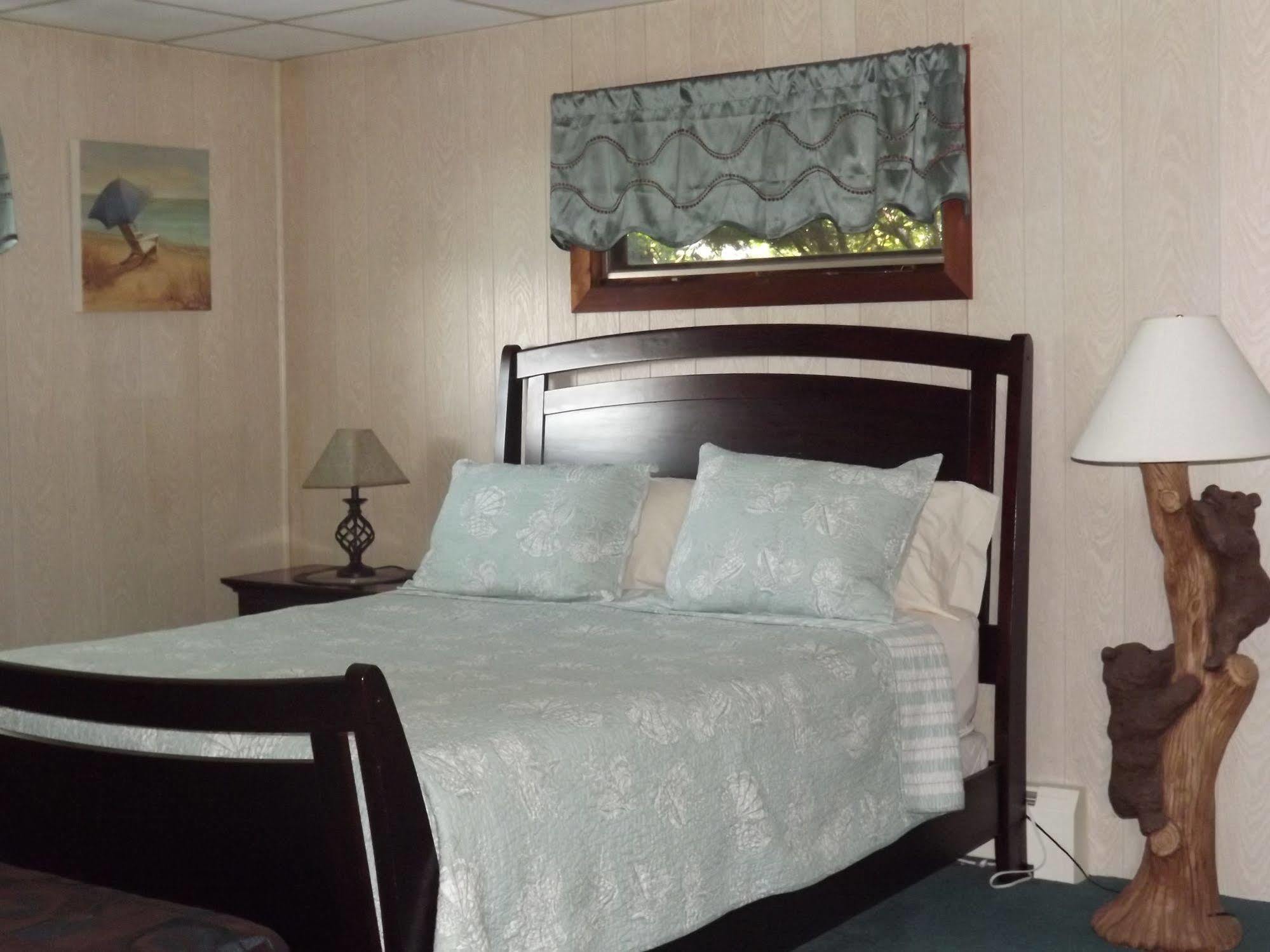 Ledges By The Bay Motel ร็อคพอร์ท ภายนอก รูปภาพ
